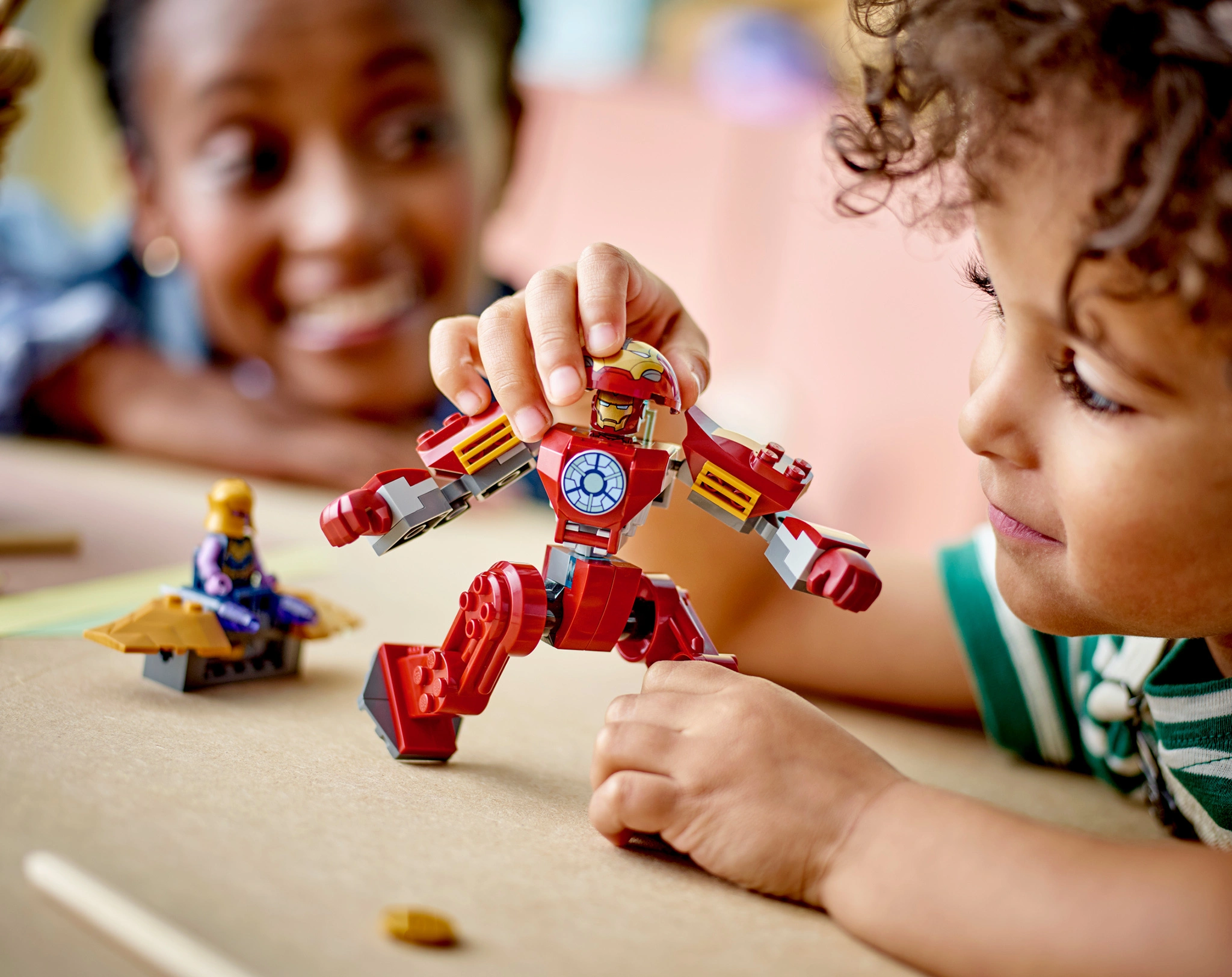 LEGO® Marvel Super Heroes™ 76263 Iron Man Hulkbuster vs. Thanos