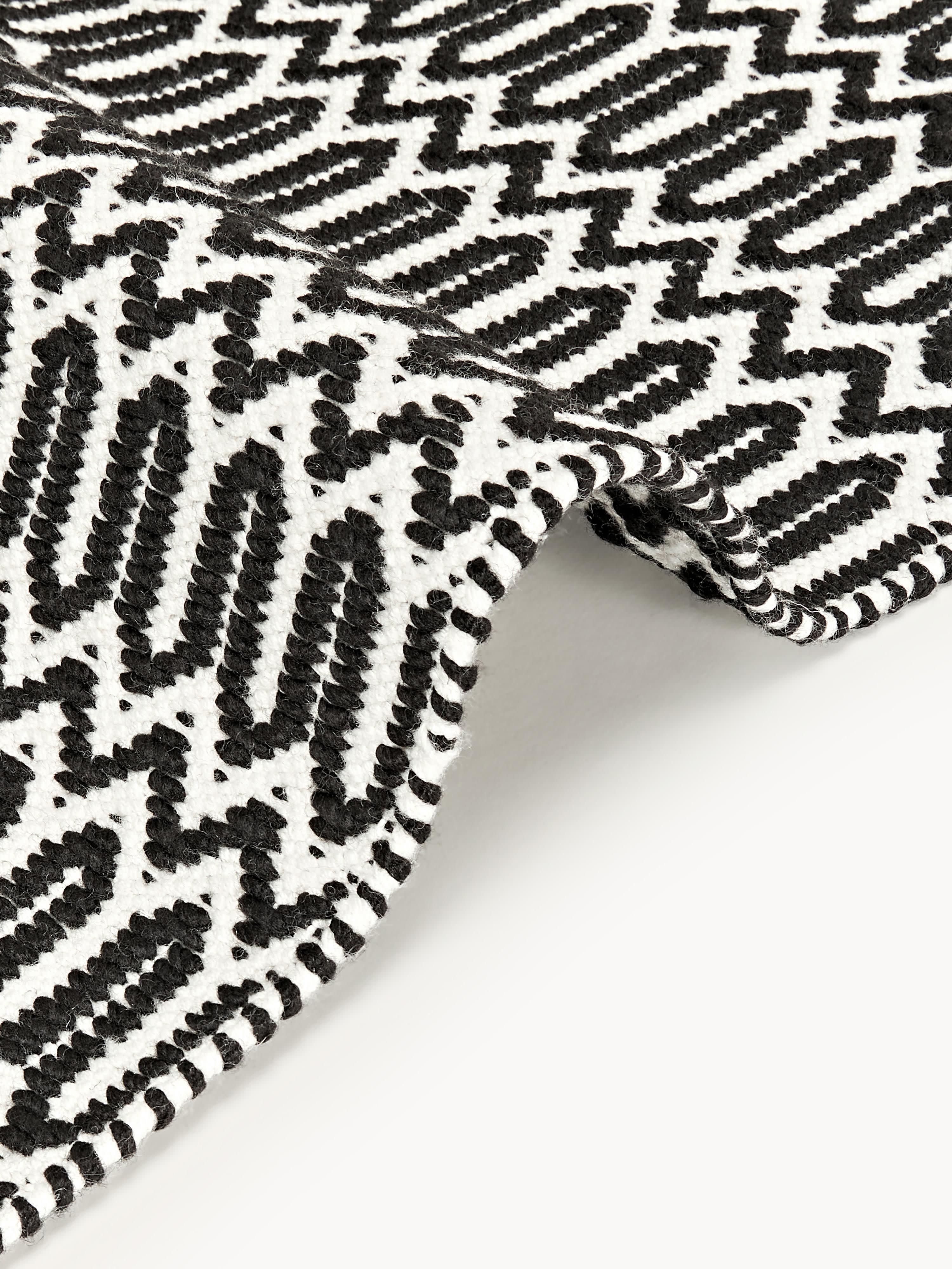 Handgeweven indoor & outdoor vloerkleed Rune met geometrisch patroon