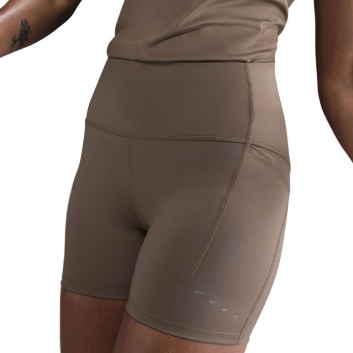 Nike Dame Korte tights Swift Short Tights Brun