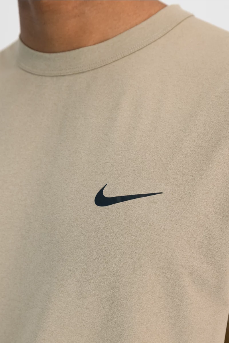 Nike Dri-FIT UV Hyverse Herren T-Shirt