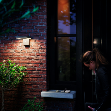 Philips solar wandlamp Zonal zwart met bewegingssensor
