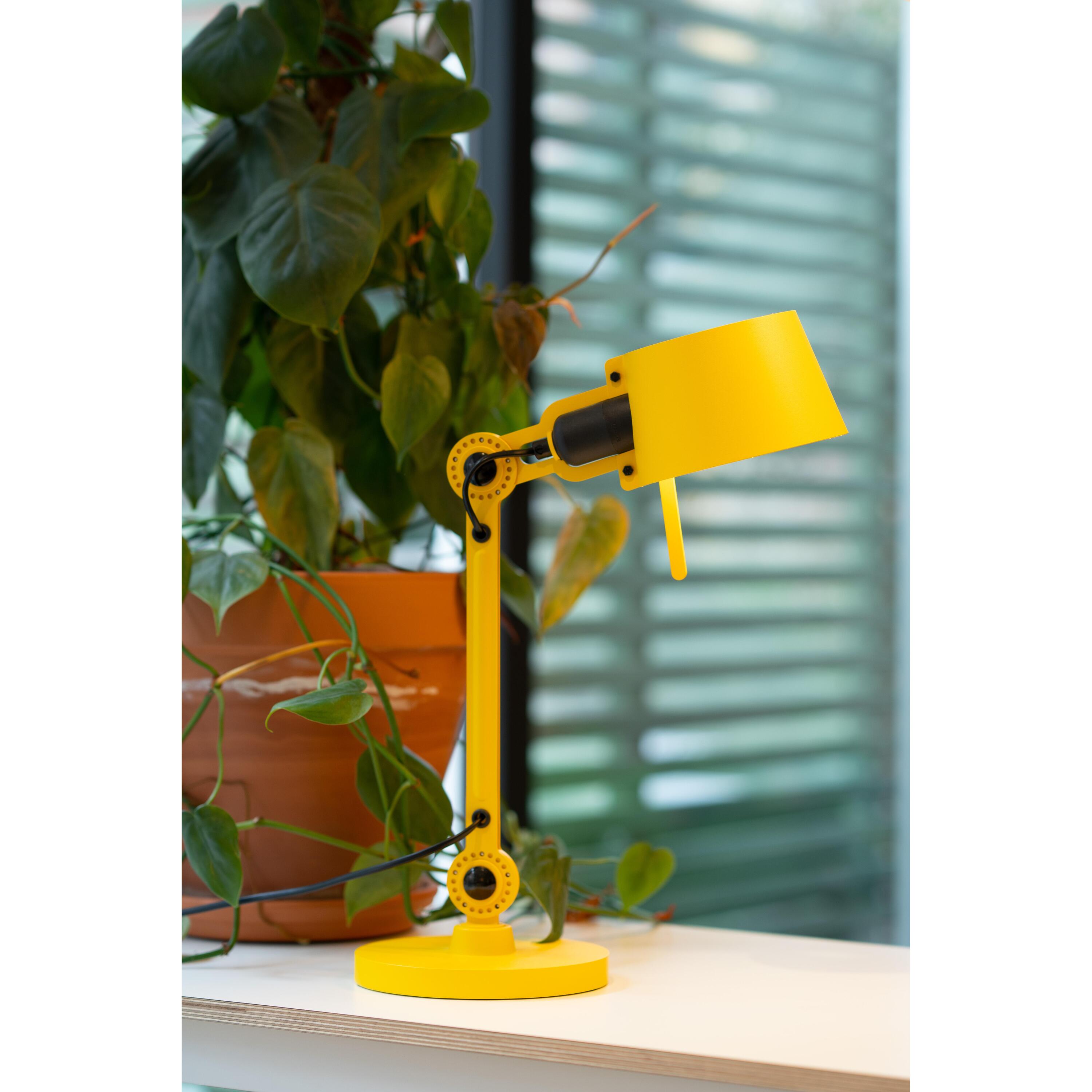 Bolt 1 Arm bureaulamp small Flux Green