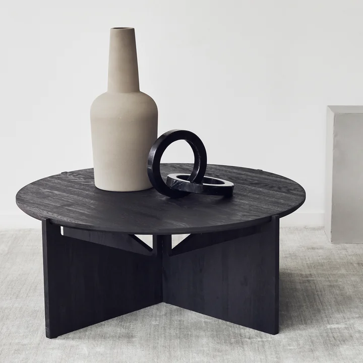 Kristina Dam Studio - Couchtisch XL, Ø 78 H 36 cm, Eiche