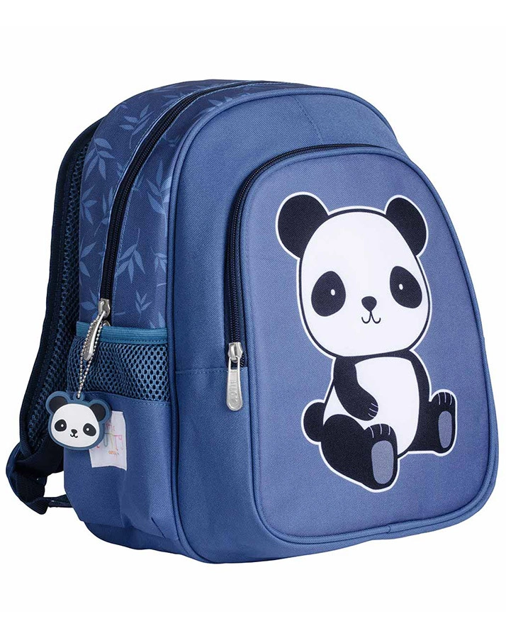 Kinderrucksack PANDA (27x32x19) isoliert in blau