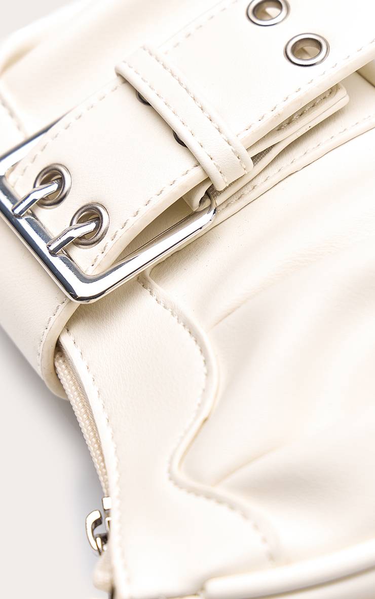 Butter Cream Sac À Bandoulière Crème En Synthétiquecuir Avec Œillets Et Boucle