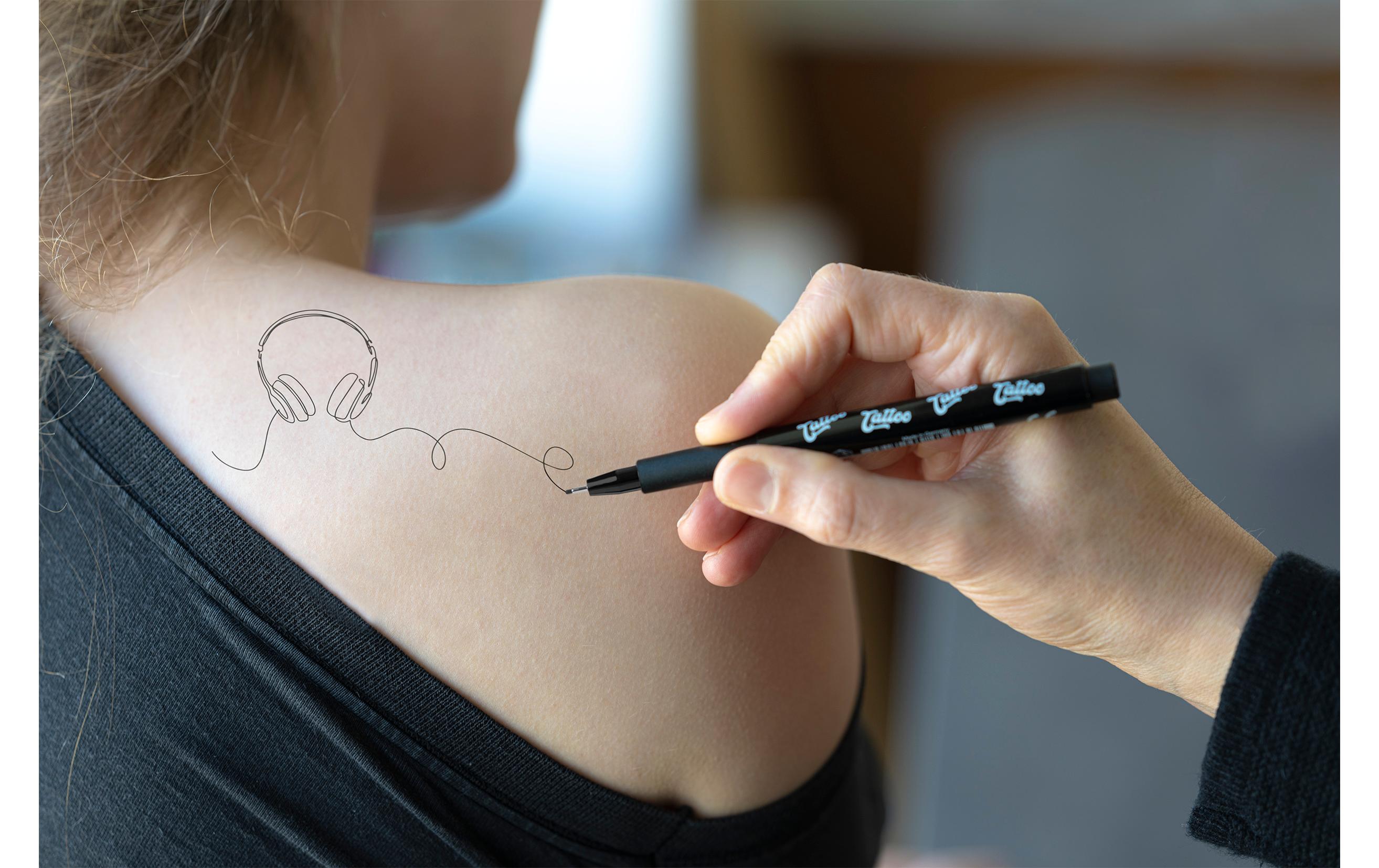 Tattoostift One Line 4 Stück, MehrfarbigTattoo-Marker für das Gestalten von verschiedenen Motiven auf der Haut
