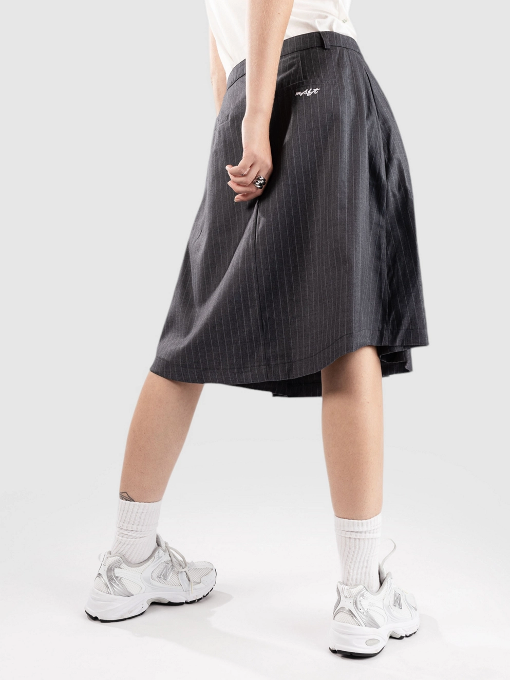 Misfit Shapes Aquarius Pleated Skirt charcoal stripe