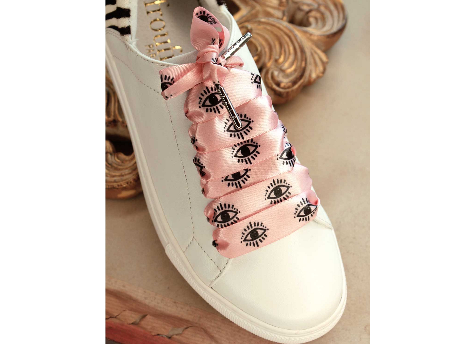 Lacets satin rose