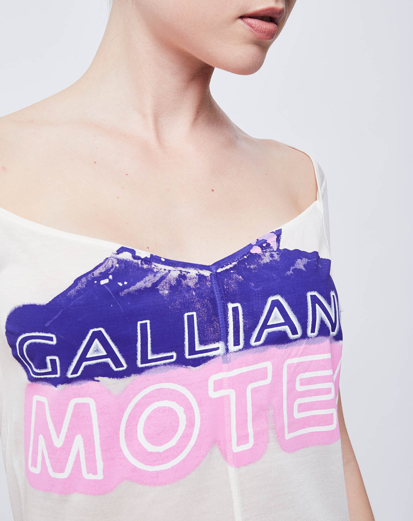 John Galliano T-Shirt fin imprimé blanc cassé/rose/violet