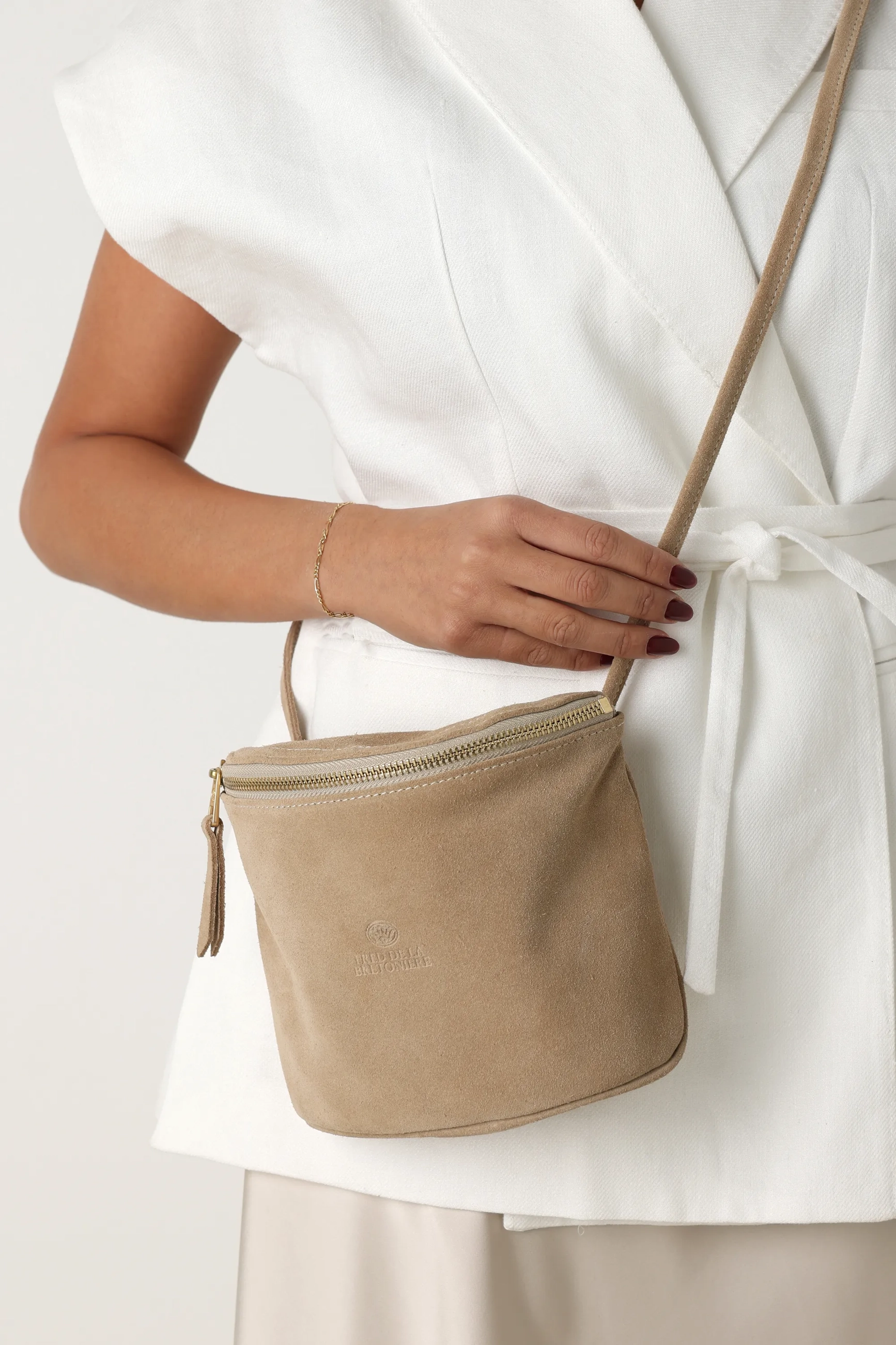 MARIANNEKE crossbody suede Beige