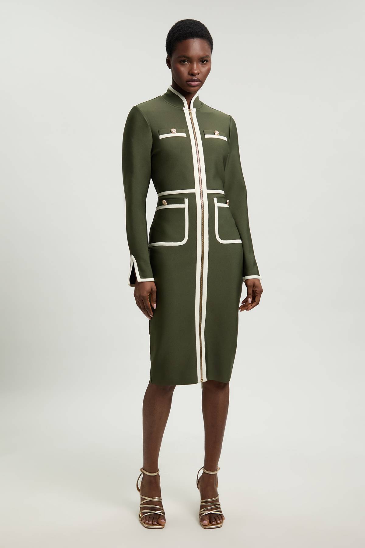 KarenMillen Robe Midi Militaire Moulante en Maille Bandage avec Détails de Passepoil