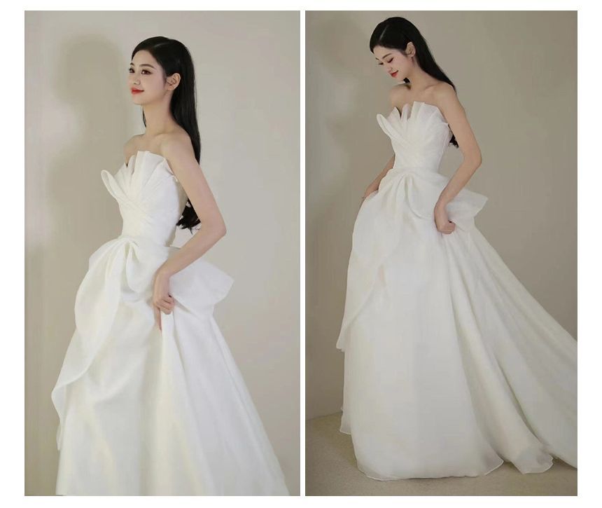 DreesHouse - Strapless A-lijn trouwjurk met smokwerk