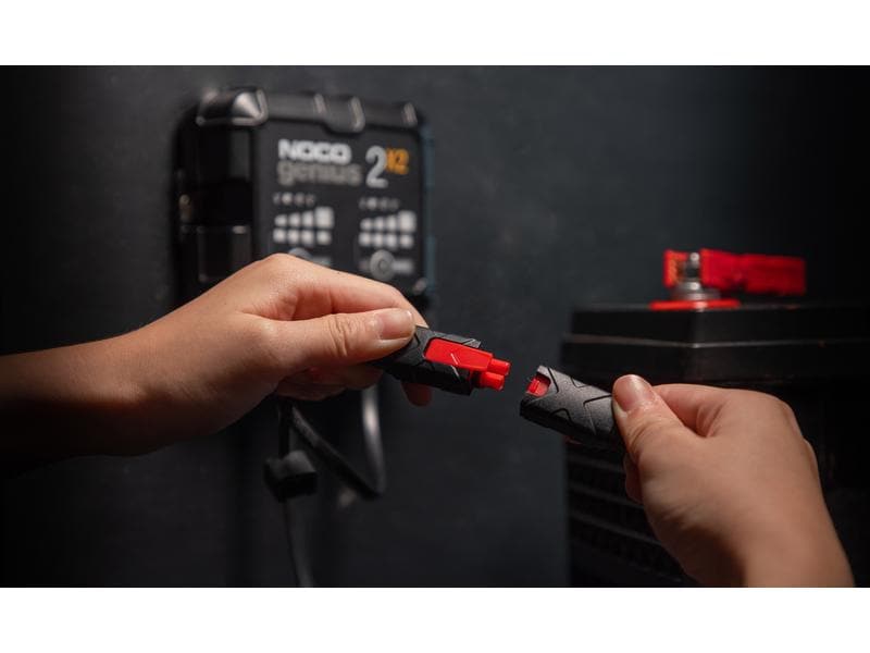 Noco Batterieladegerät GENIUS2 x 2 2x 6-12 V / 2 A Zwei Bank Ladegerät für 6 bis12 V Autobatterien