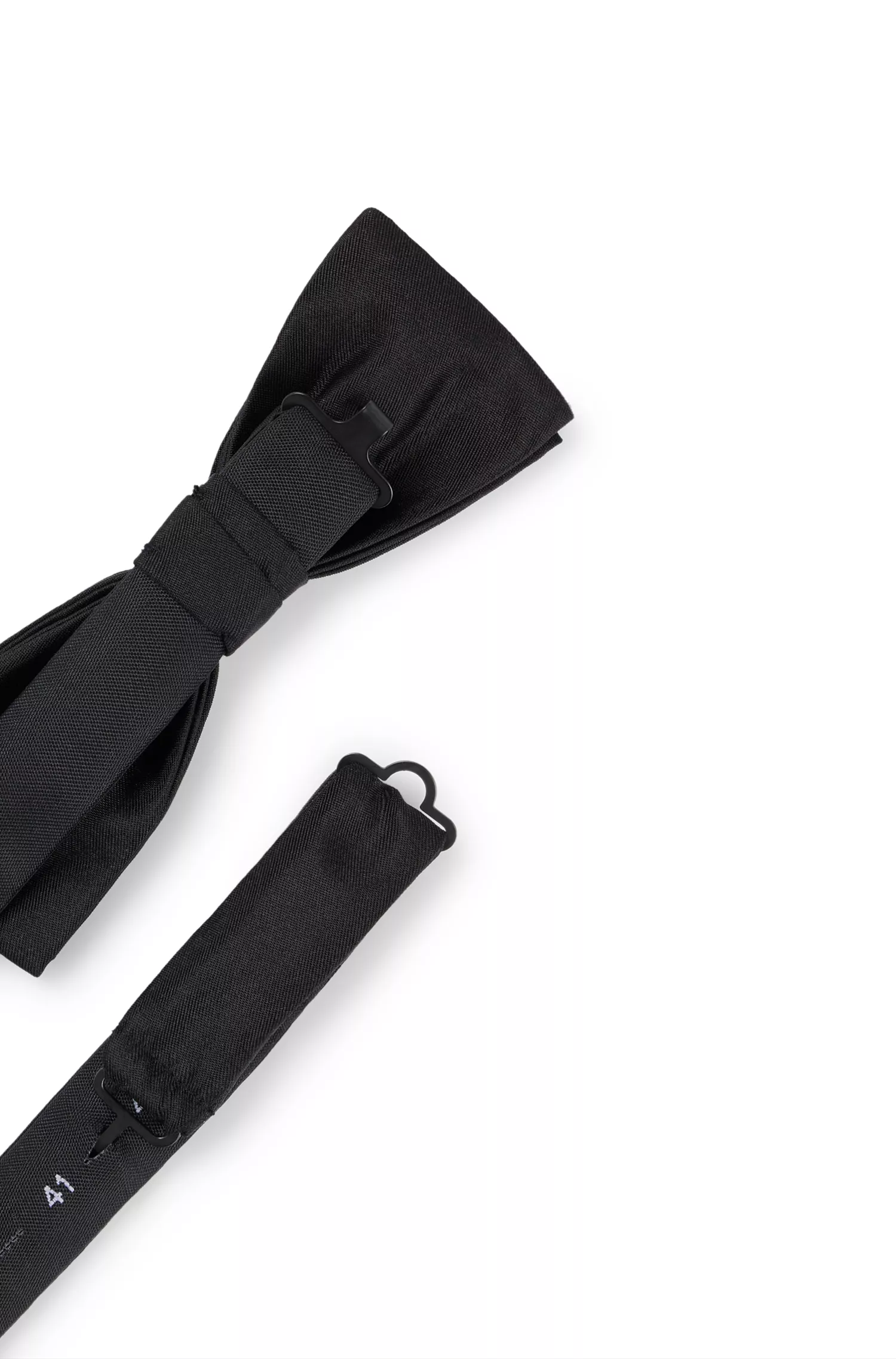 Gravata borboleta BOSS preta, fabricada na Itália, em jacquard de seda.