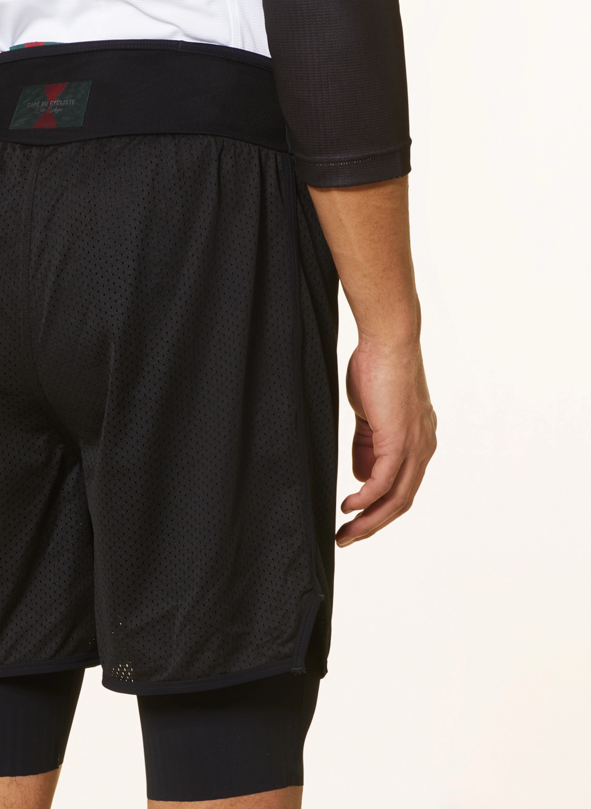 CAFÉ DU CYCLISTE Radhose MICKAELA aus Mesh mit gepolsterter Innenhose