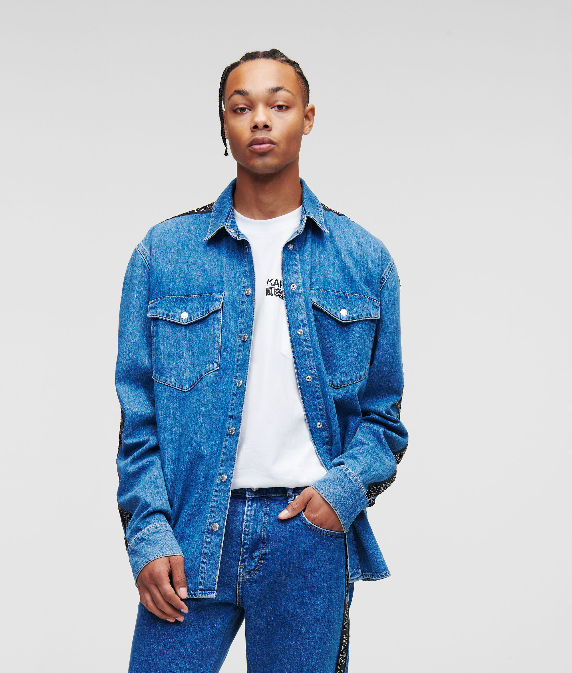 CHEMISE EN JEAN AVEC GALON À LOGO KLJ