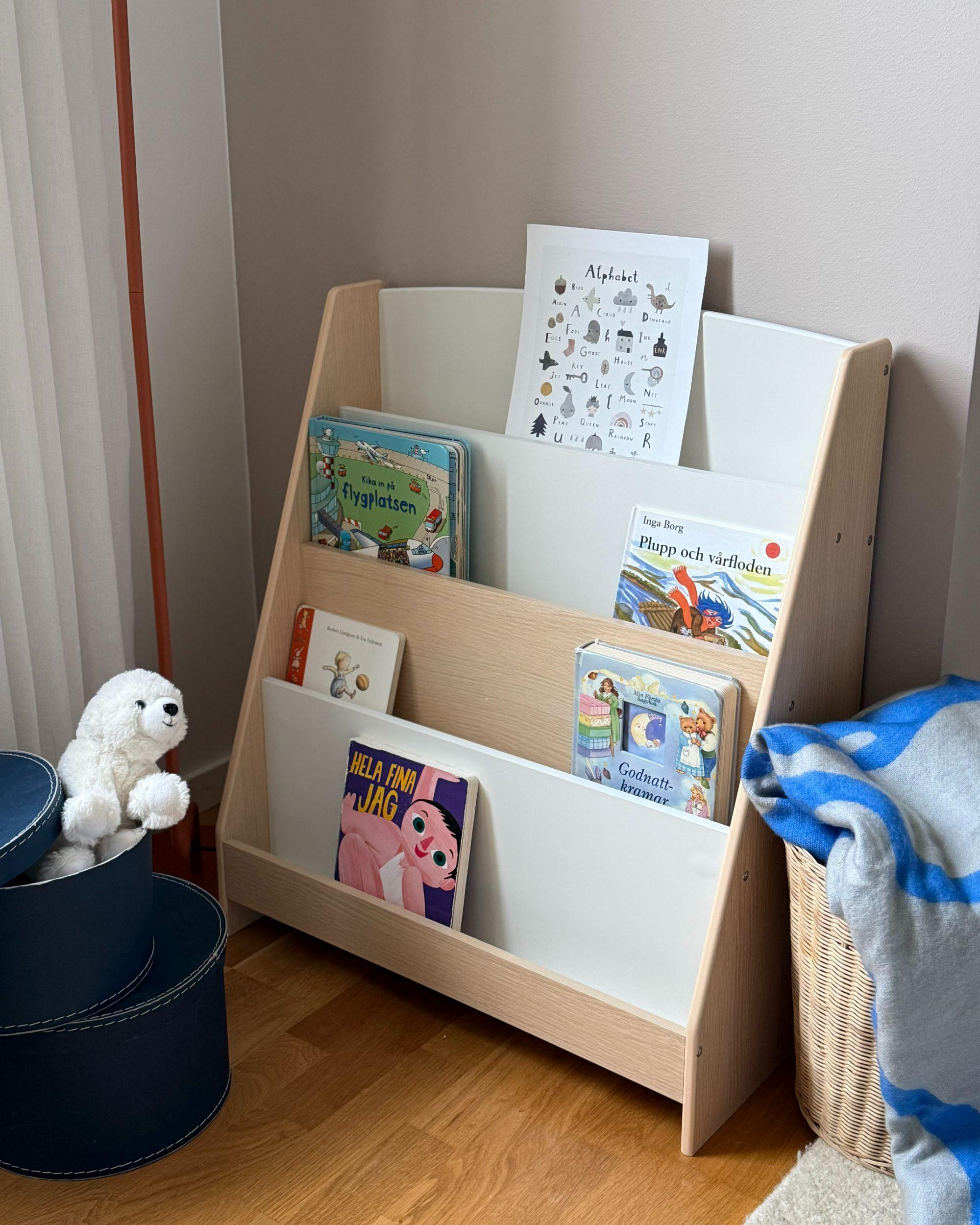 Boekenkast met 4 planken LILOET 70 cm Lichtbruin