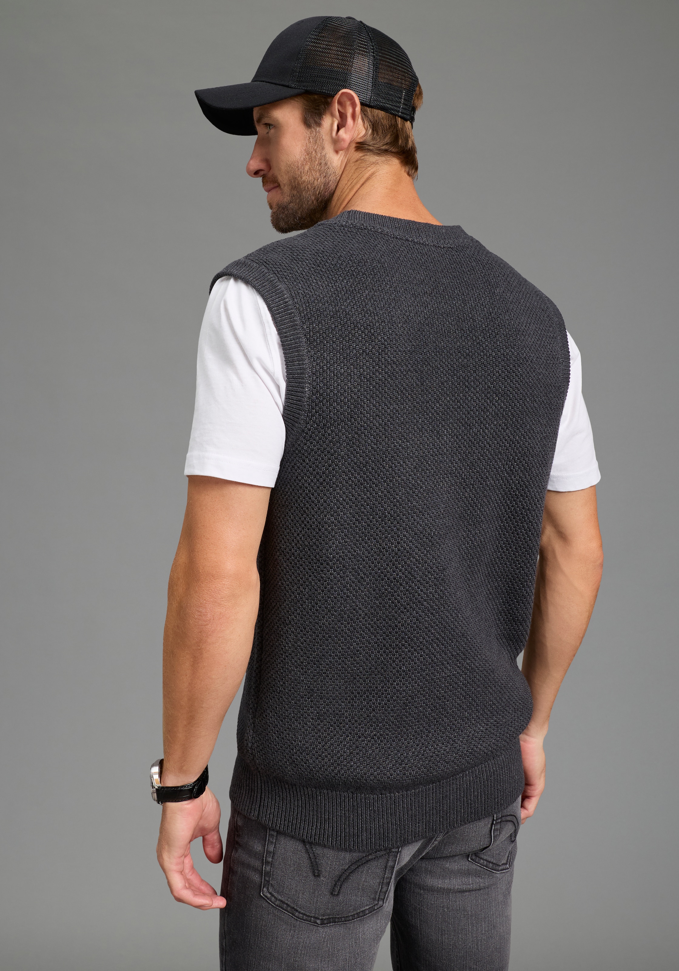 Man's World Pullunder »Neue Kollektion! Highlight mit Struktur!« aus Baumwolle, mit Rundhalsausschnitt, Regular Fit