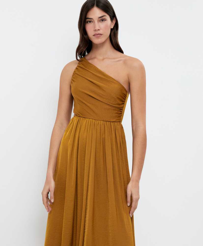 Vestido longo assimétrico de cetim