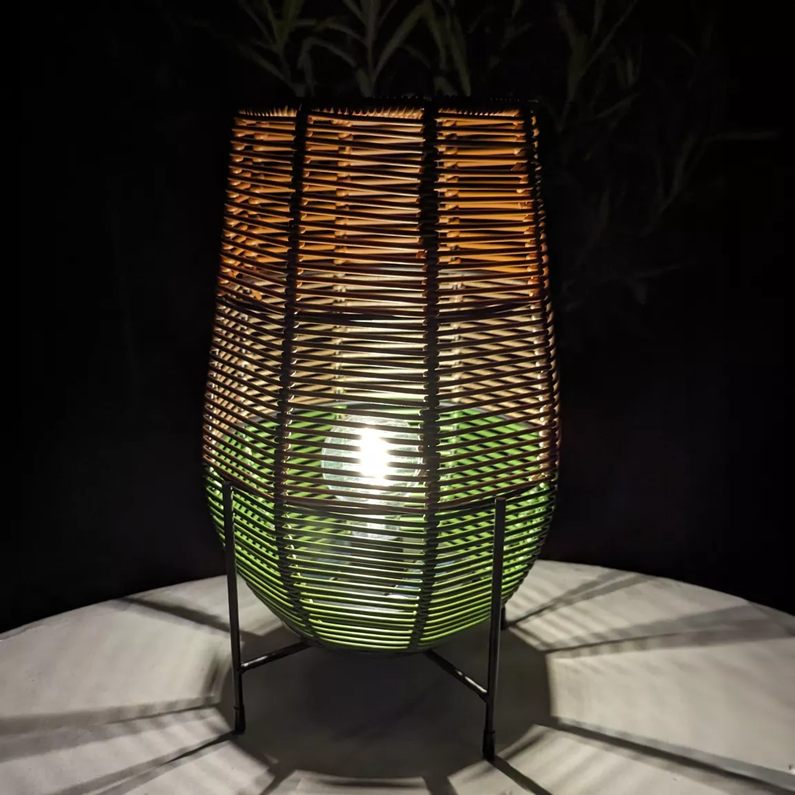 Lampe de table solaire LED (H31 cm) Vernazza Multicolore