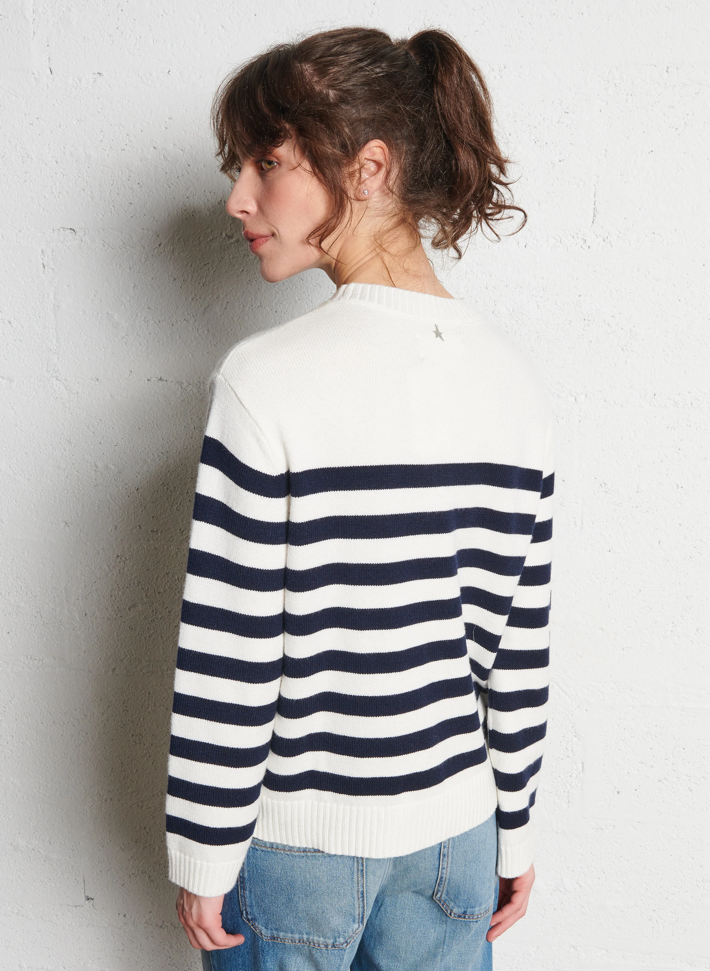 MEDITHO - Pull droit col rond rayé en maille mélangée | Blanc