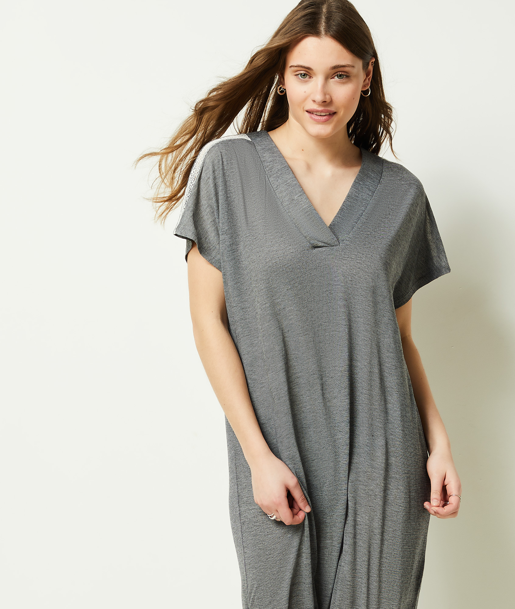 Chemise de nuit longue col V