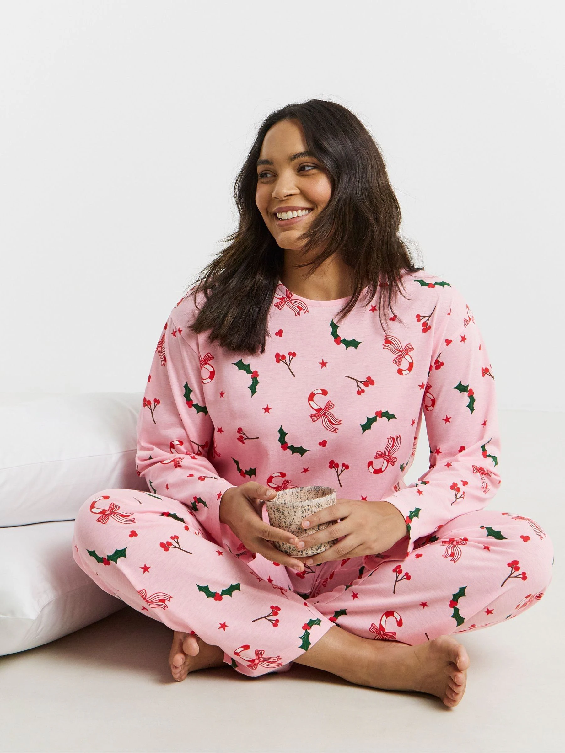 Simply Be 2 Pack Mistletoe Kerstmis Pyjama Set met Lange mouwen