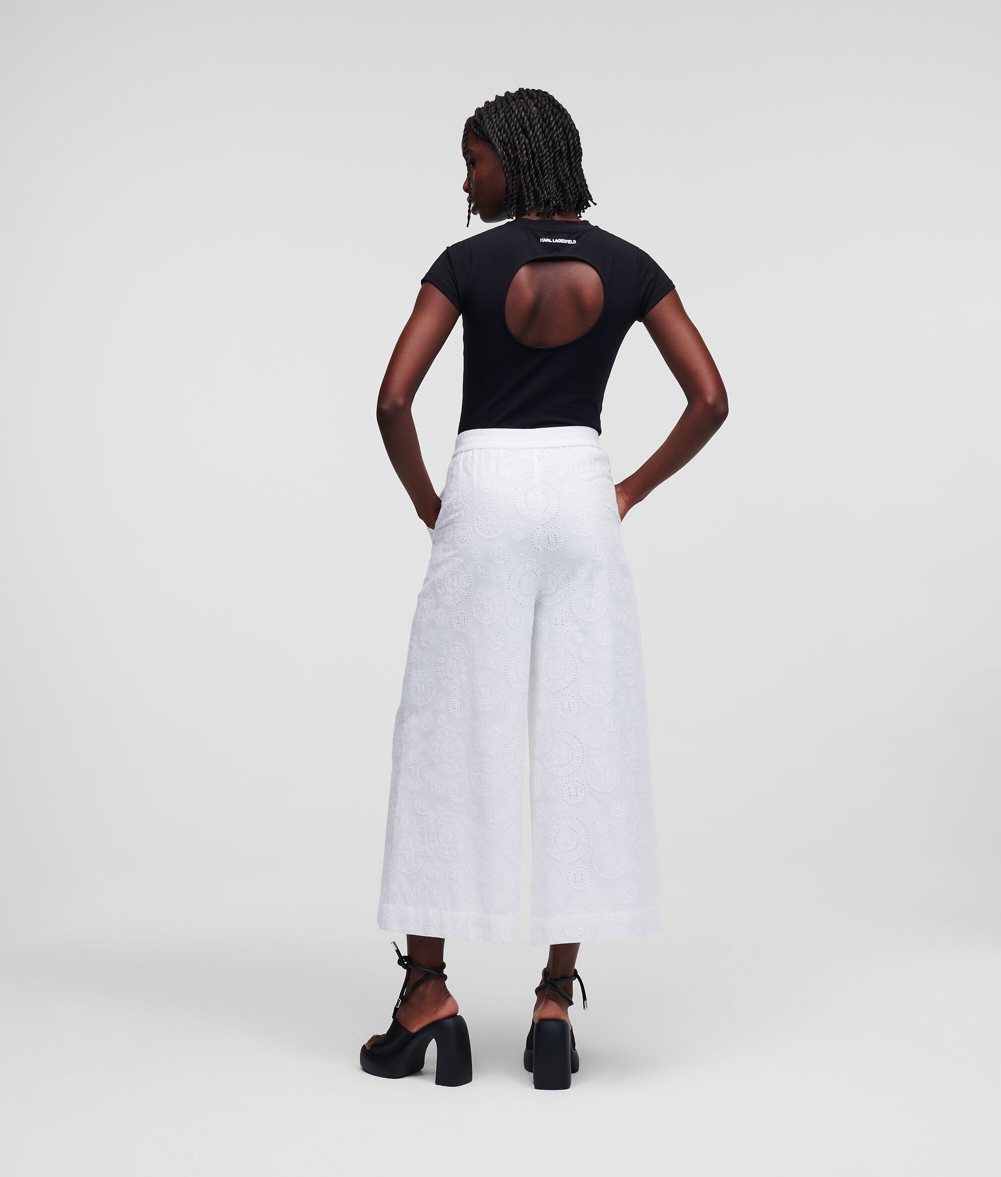 JUPE-CULOTTE À BRODERIE ANGLAISE