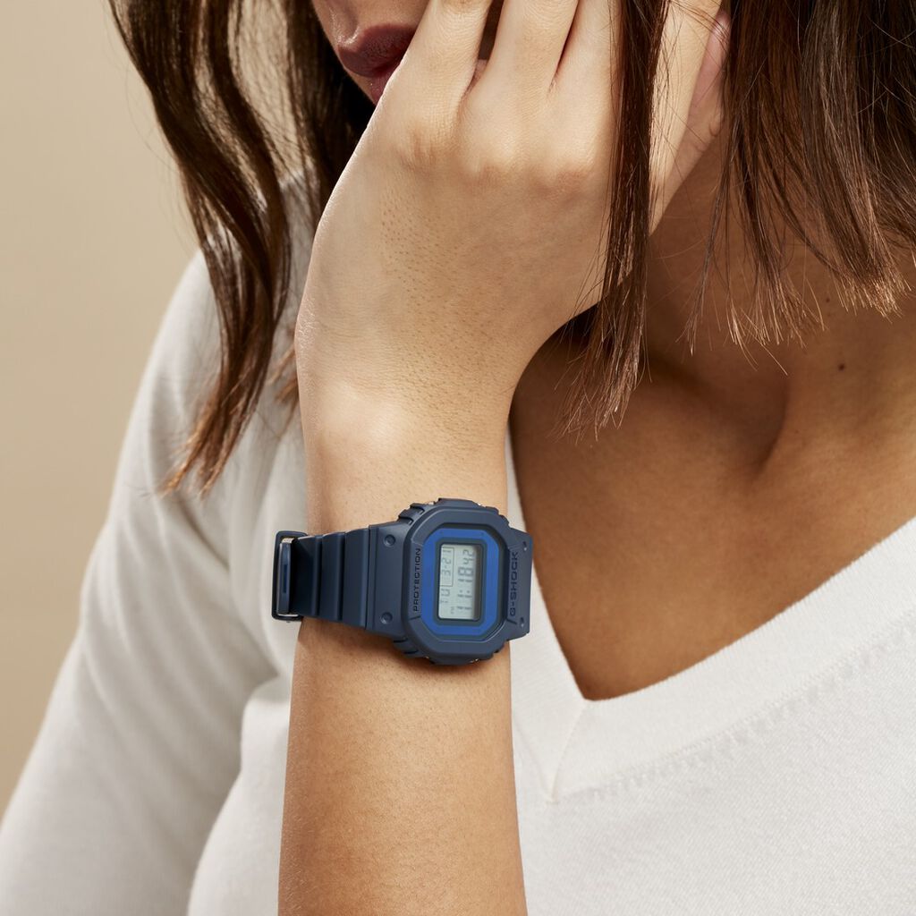 Montre Casio G-shock Women Classic Bleu