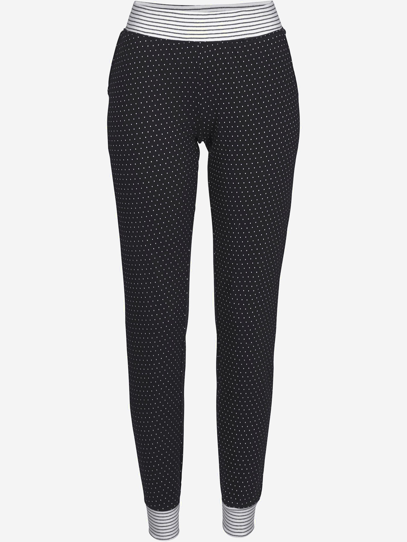 Pyjama doux. joli mélange de motifs