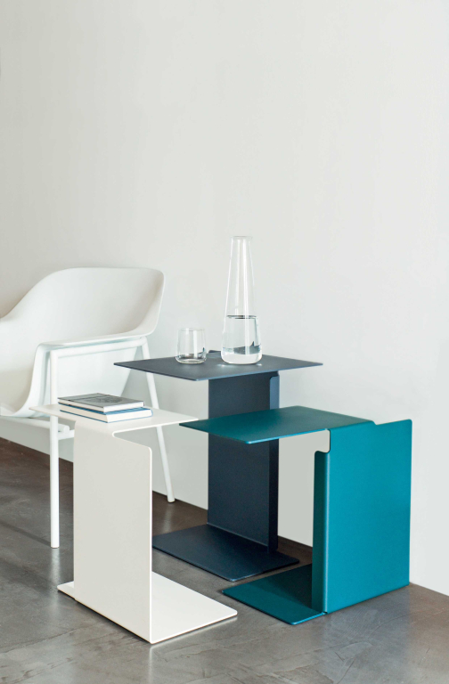 ClassiCon Diana A bijzettafel 39x25 oceaanblauw