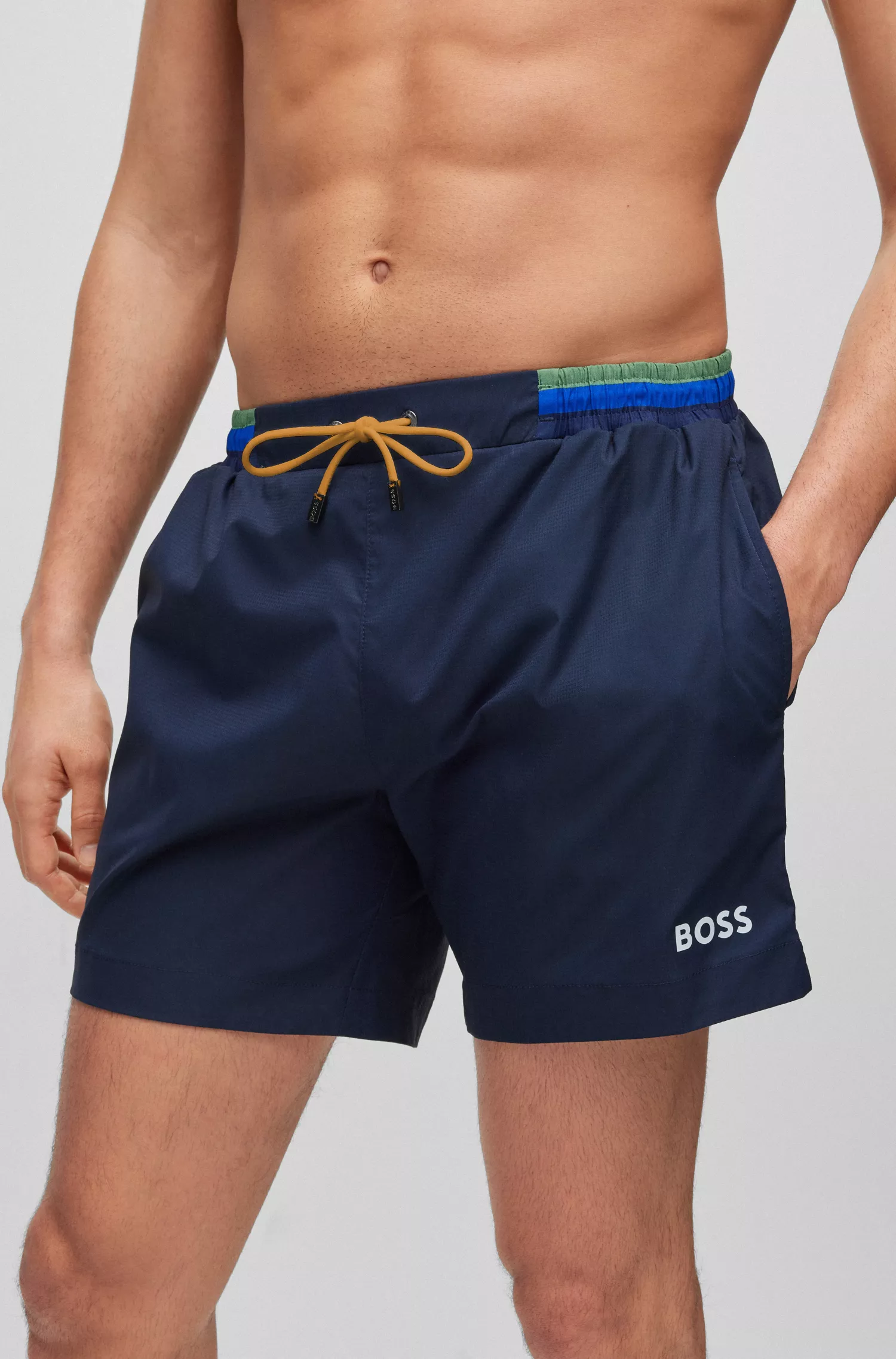 Calções de banho BOSS em tecido ripstop preto com logotipo contrastante.