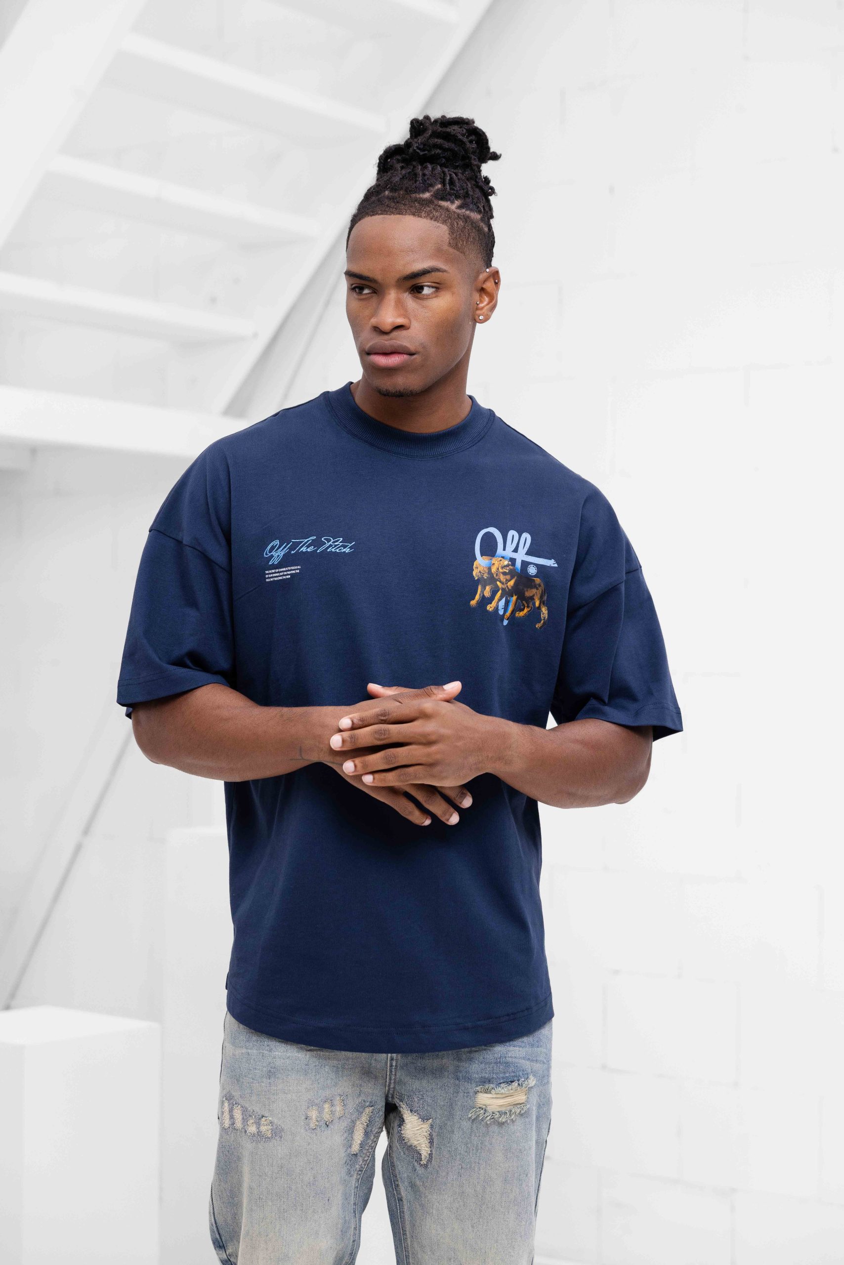 Off The Pitch Lion T-Shirt Heren Donkerblauw