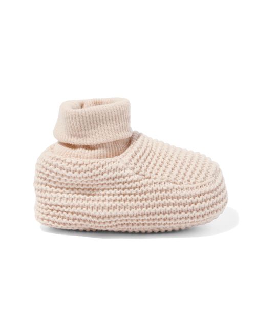 chaussons nouveau-né en maille beige