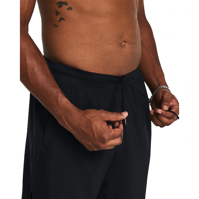 Under Armour® Laufshorts »UA LAUNCH 7   SHORTS«  für Sport, leichtes Material, reflektierende Details, atmungsaktiv