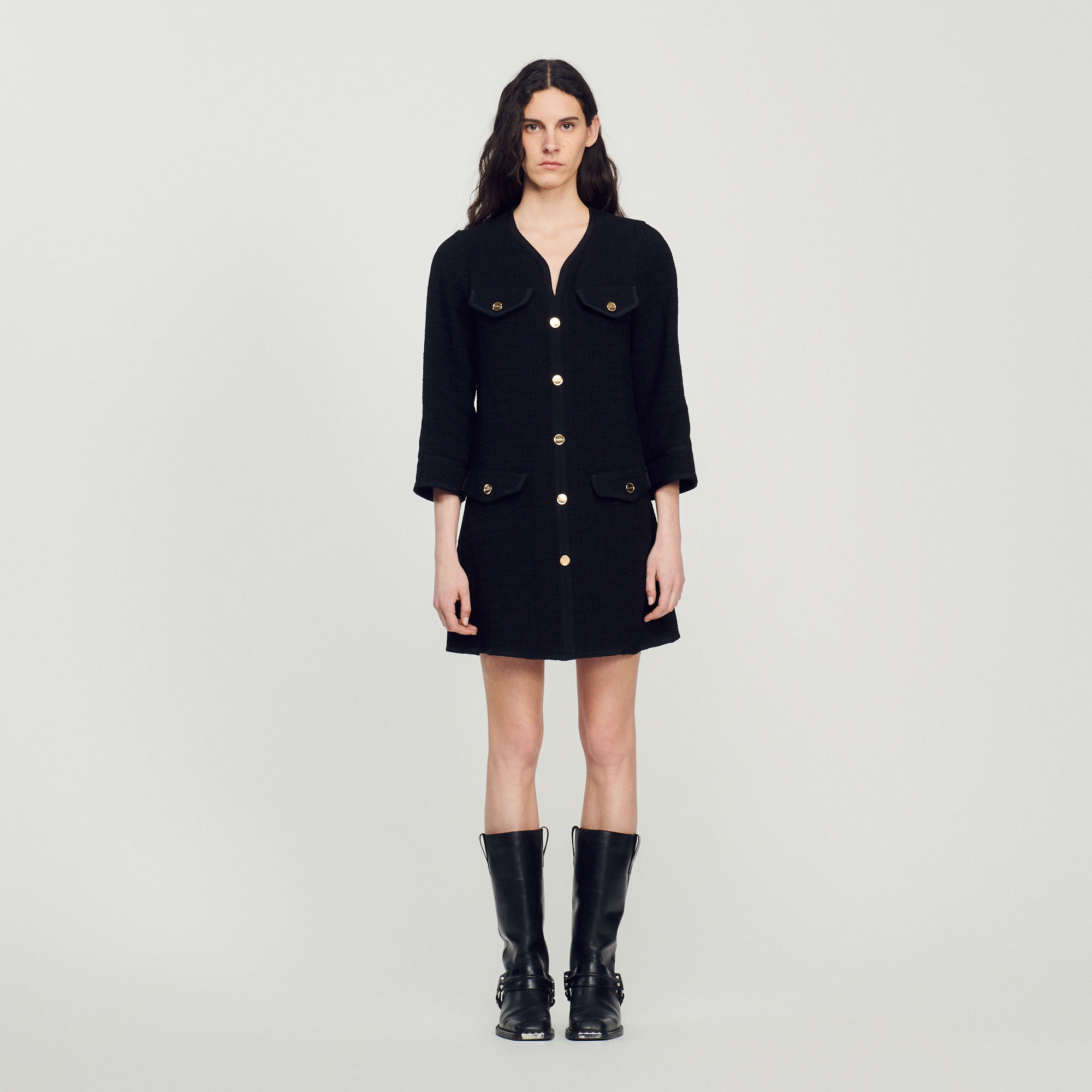 Robe courte en tweed á manches longues