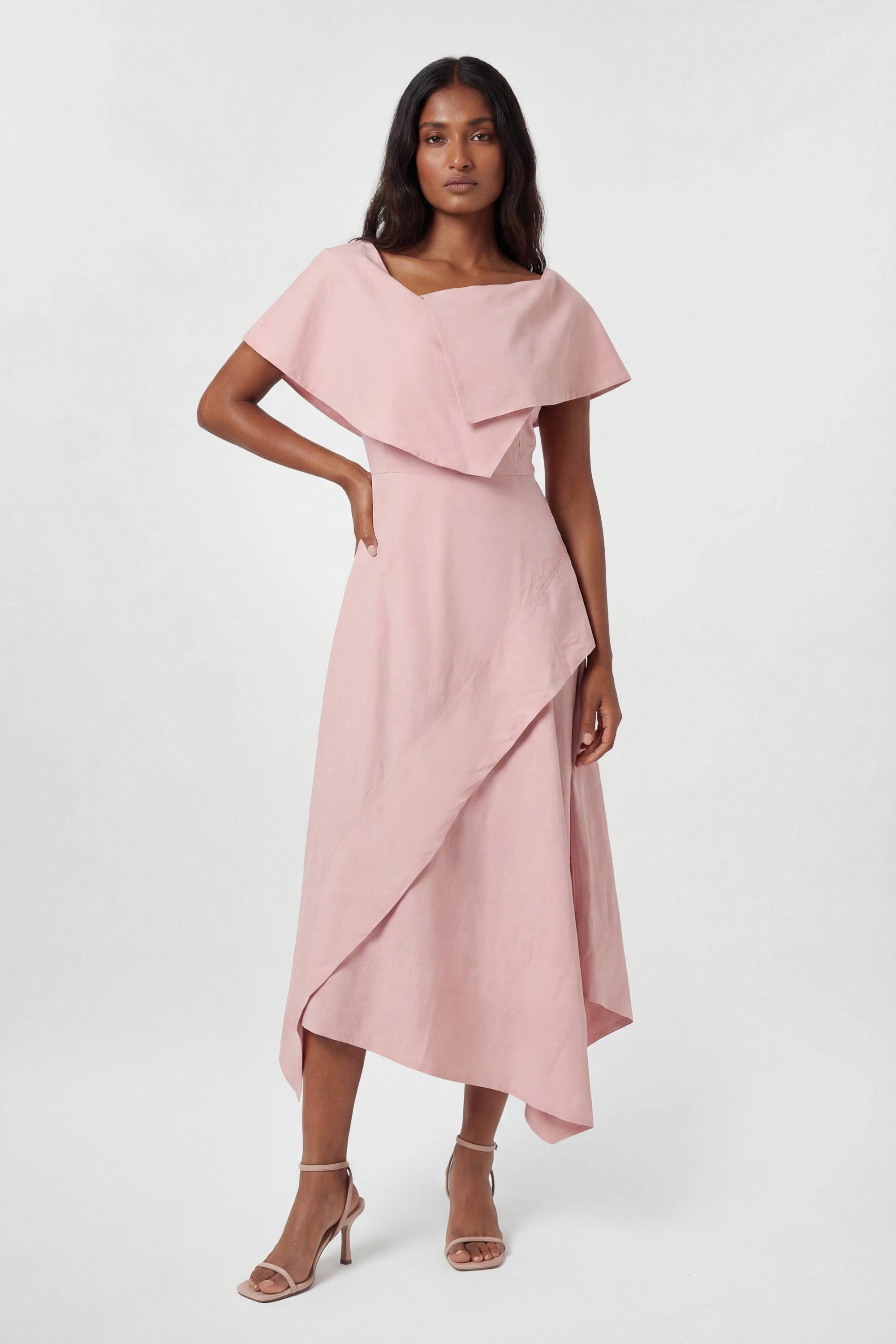 KarenMillen Robe Midi Premium En Viscose Lin À Col Asymétrique Et Jupe Ample Ajustée