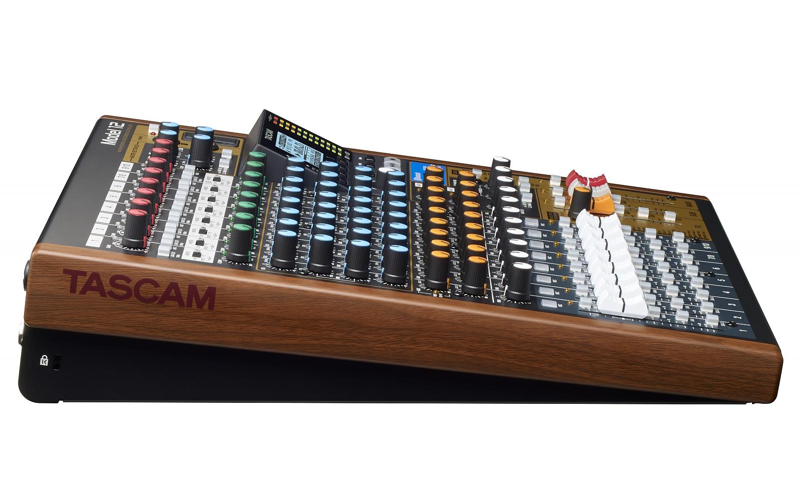 Mischpult Model 12<br>10-Kanal-Mischpult mit eingebautem 12-Spur-Recorder und USB-Audiointerface