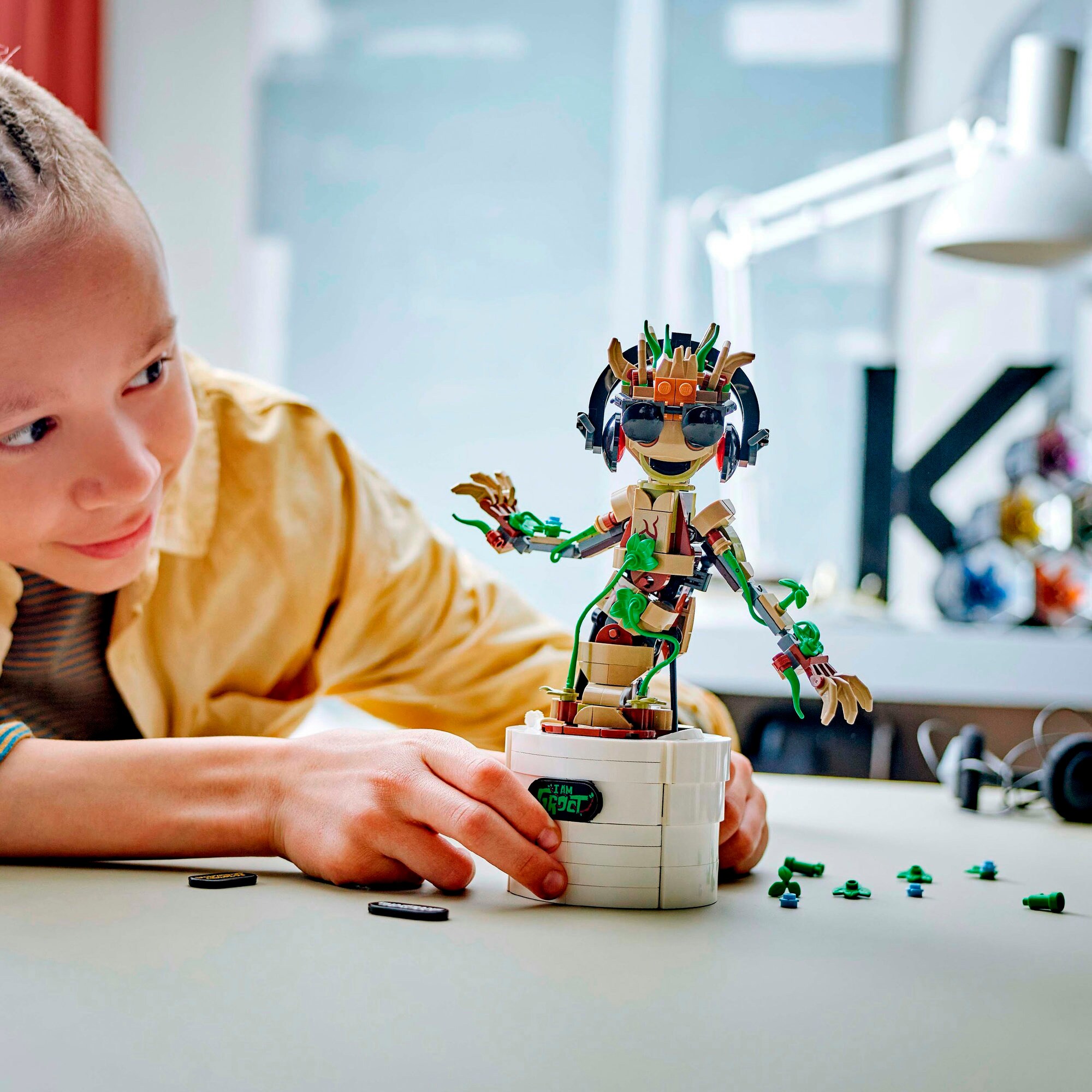 LEGO Konstruktionsspielzeug Marvel Super Heroes Tanzender Groot