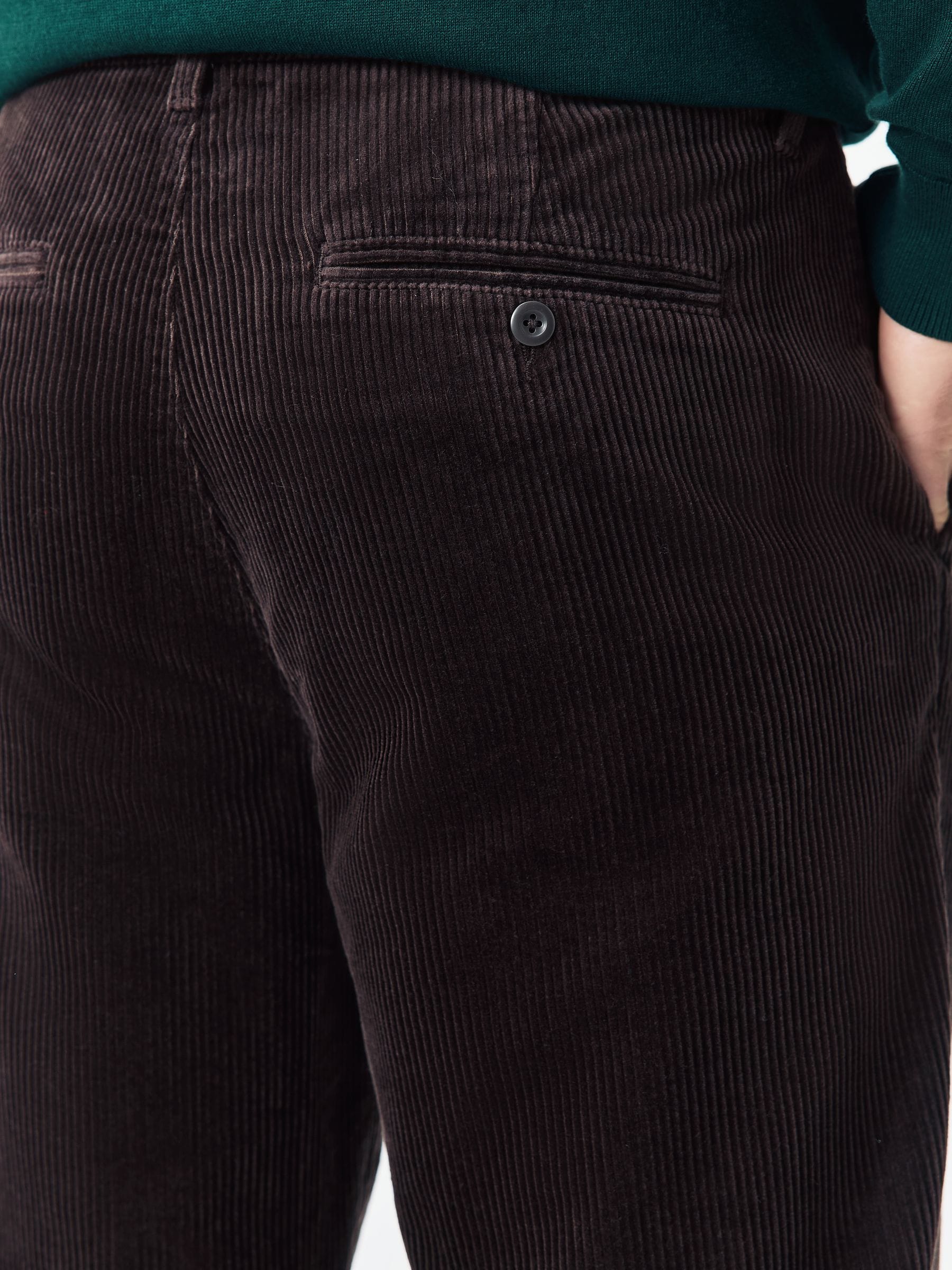 Bruin - Standaard toelopende pasvorm - Corduroy Single Pleated Trousers