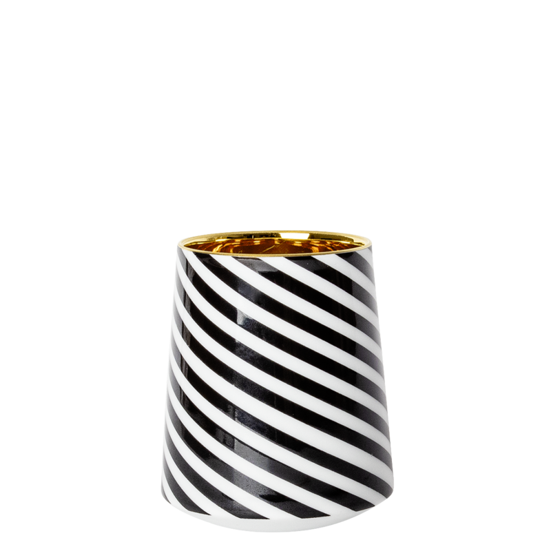 GRAND CRU GOLD ·  BLACK CURL