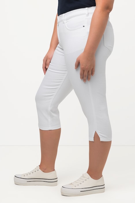 Capri Jeans Sarah, schmale 5-Pocket-Form, Saumschlitz
