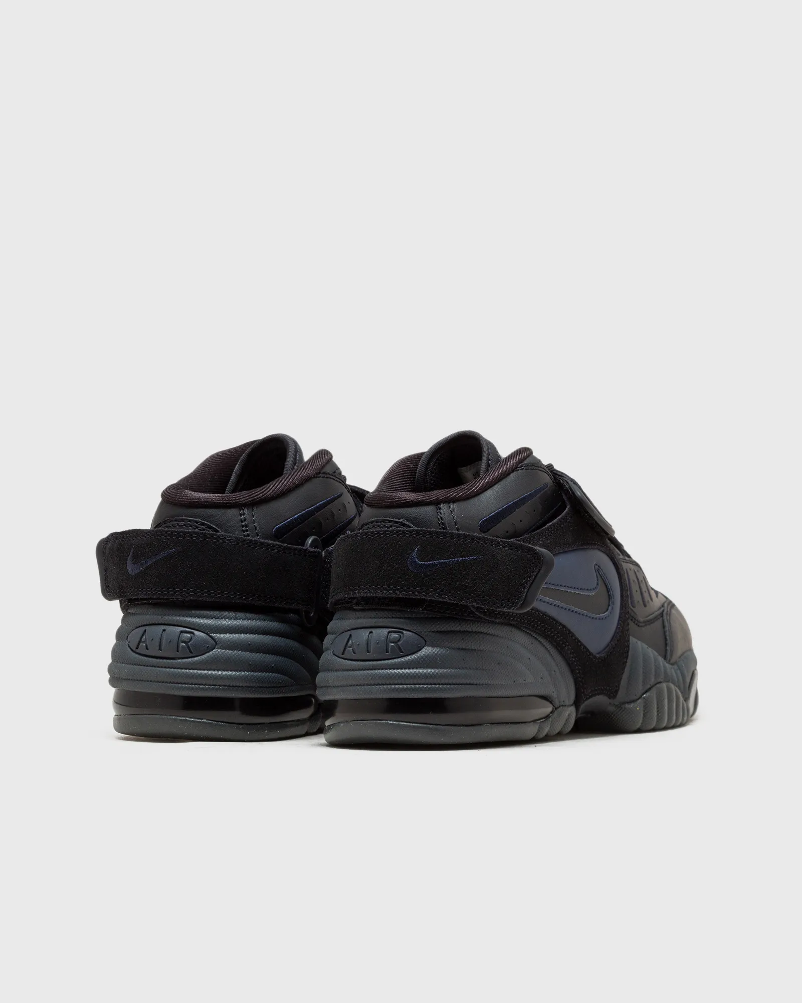 Nike Wmns Nike Air Adjust Force