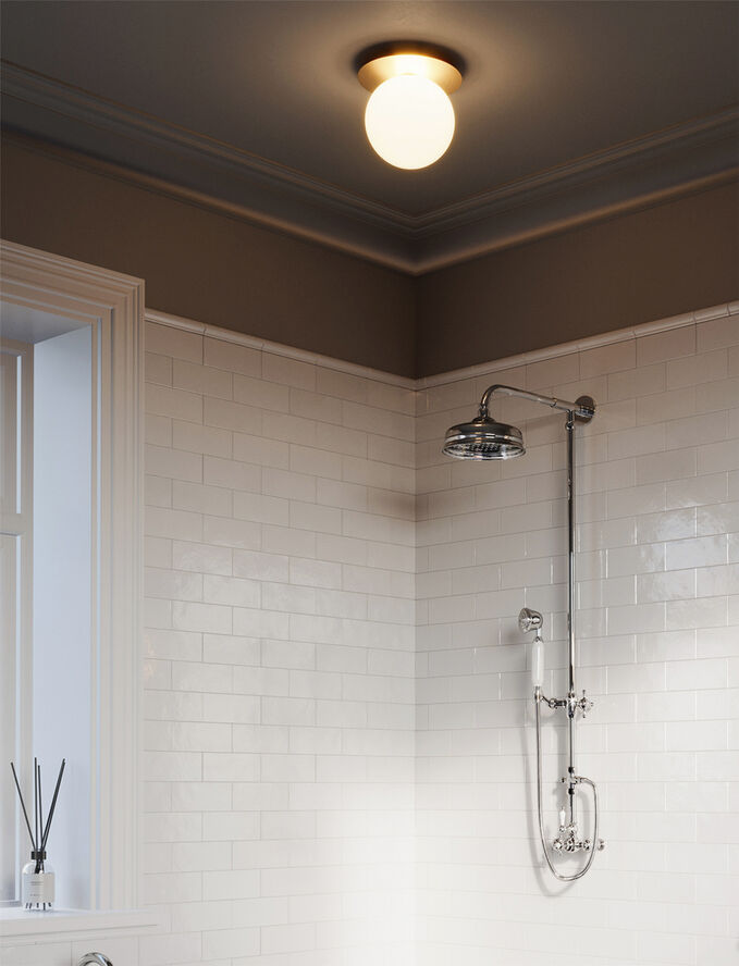 Nuura Liila 1 Large IP44 Nordic gold / opal