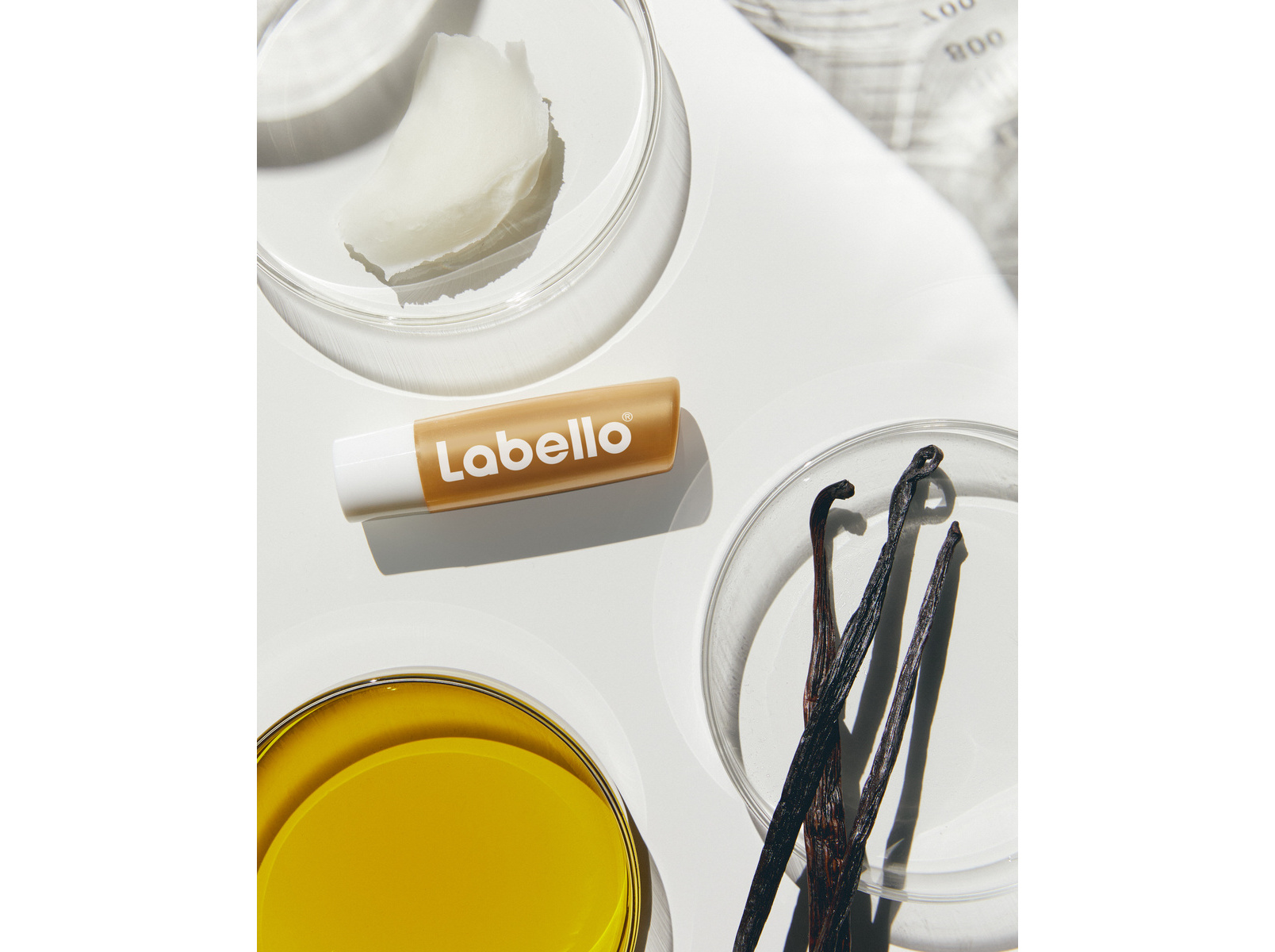 BATOM CUIDADO DOS LÁBIOS BAUNILHA LABELLO 48G