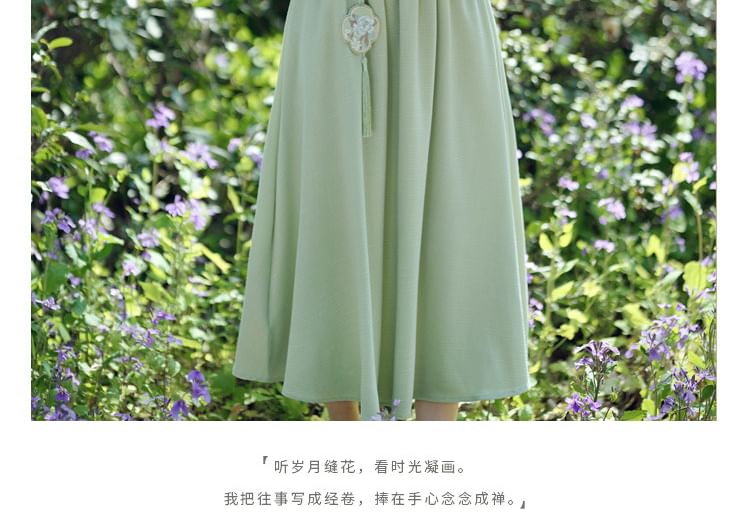 Fioridi - Elleboogmouw Bandkraag Bloemen Hanfu Top / Midi A-lijn Rok / Set