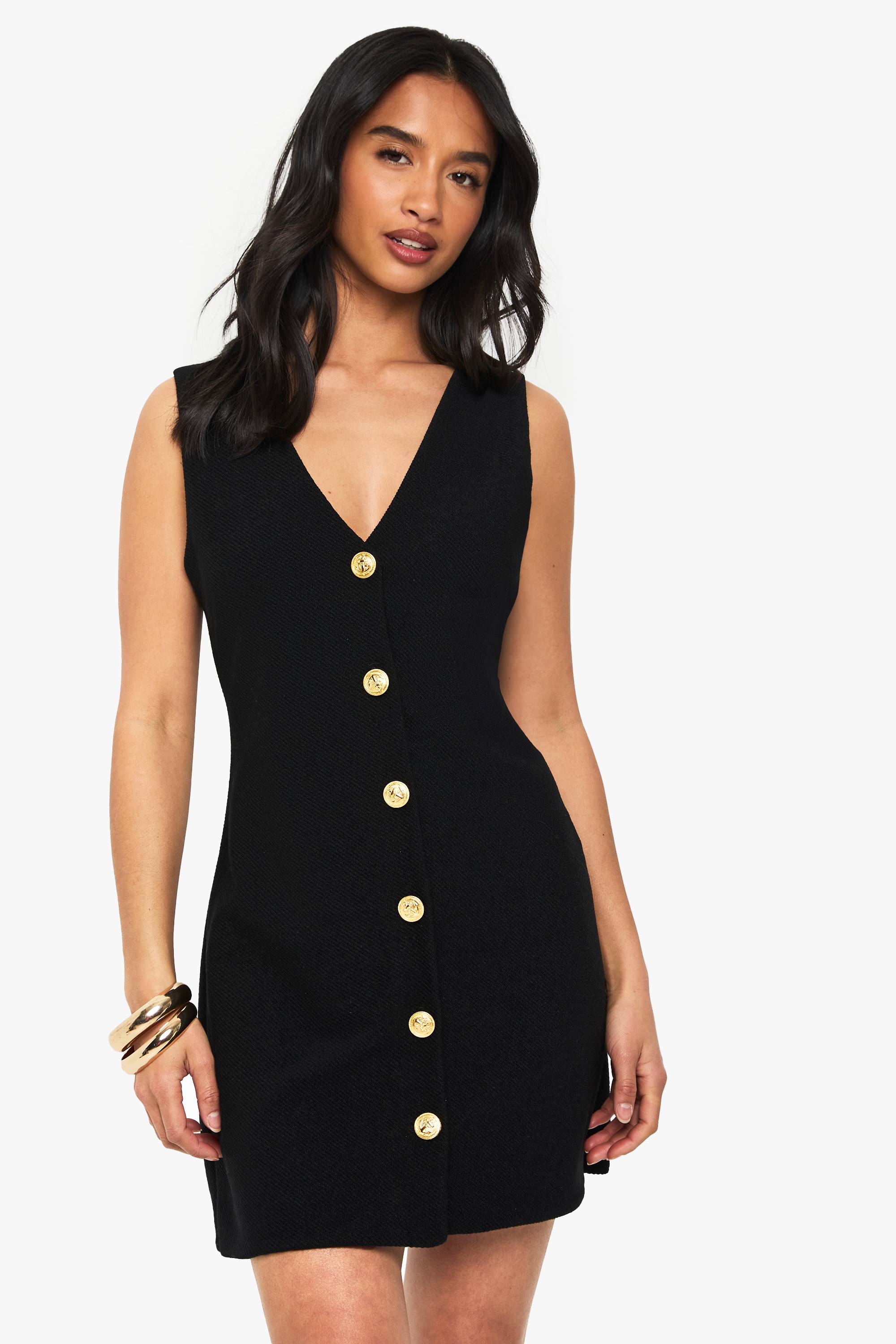 boohoo Robe chemise pour petites à encolure en V et boutons dorés