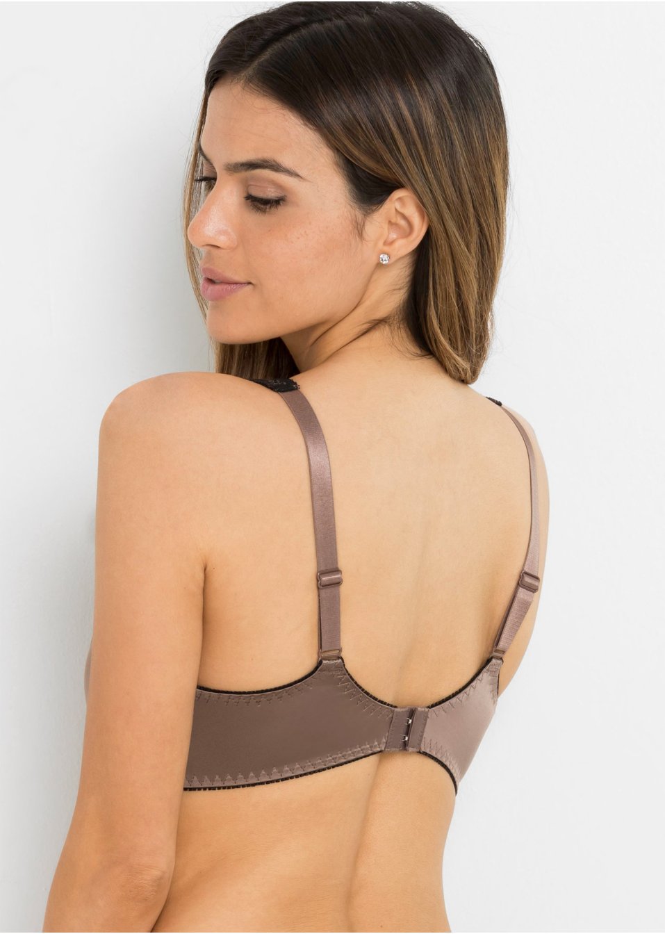 Soutien-gorge à armatures avec matière brillante