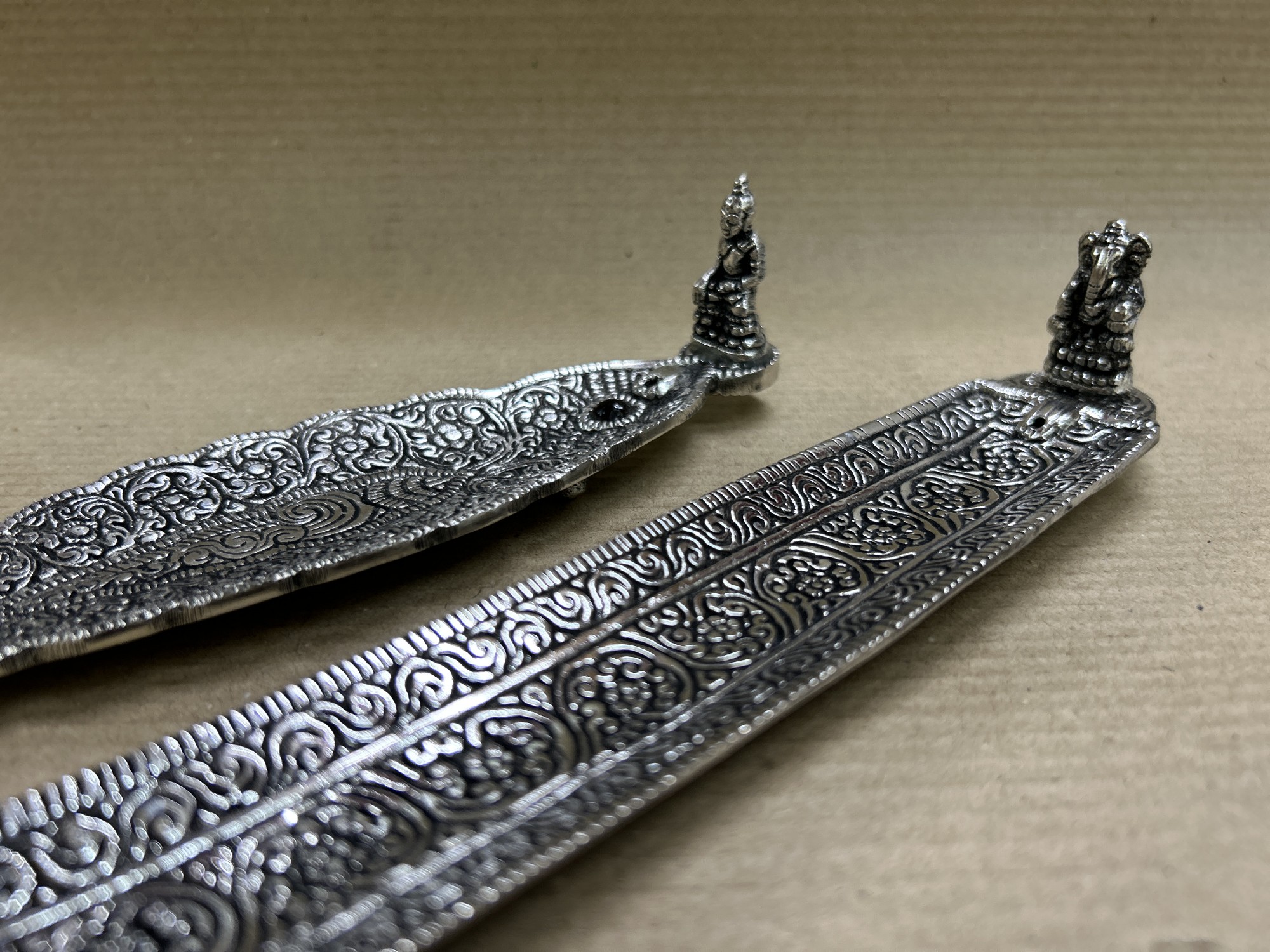 Räucherstäbchenhalter 'Buddha', silber, B 22 cm, L 5 cm günstig bestellen