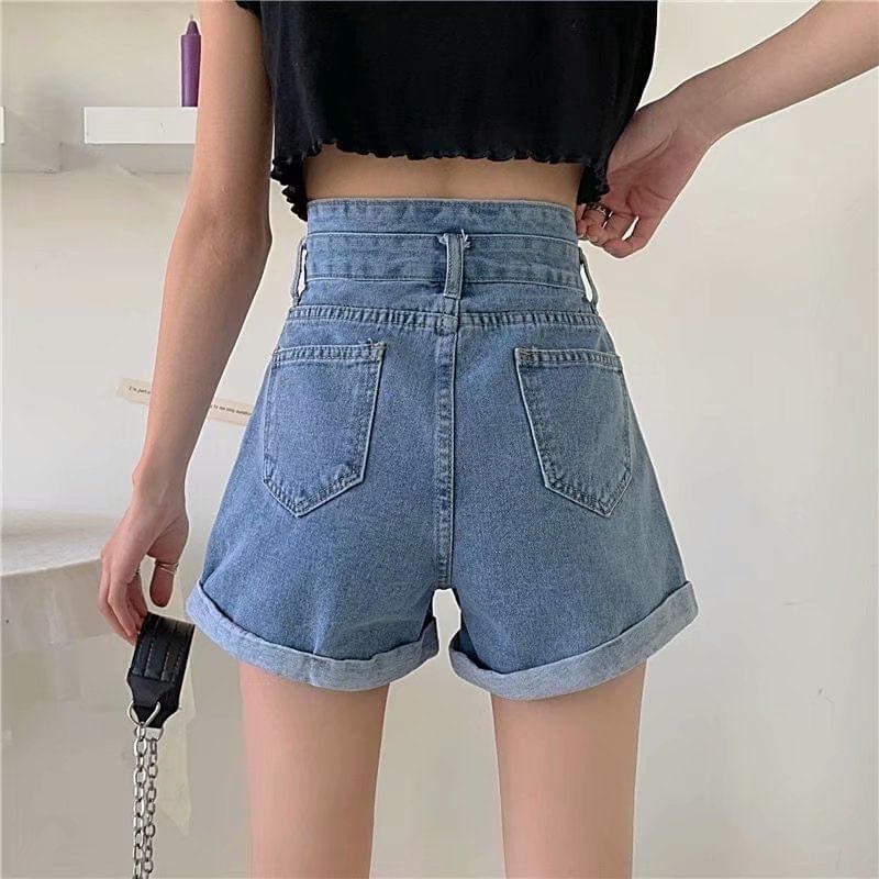 WIKPROM - Denim shorts met hoge taille